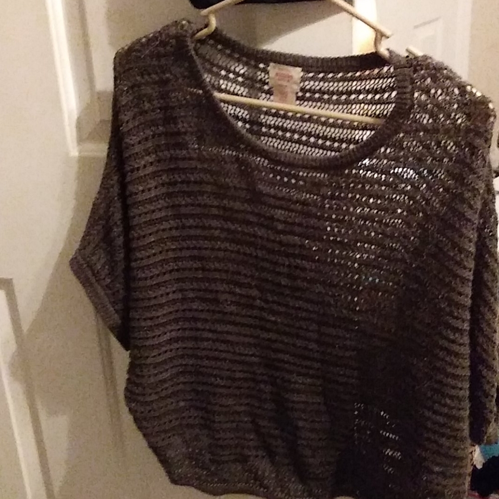 Sweater - Picture 2 of 3
